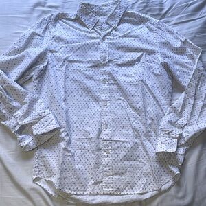 🚨2 for $12🚨 white / floral print shirt